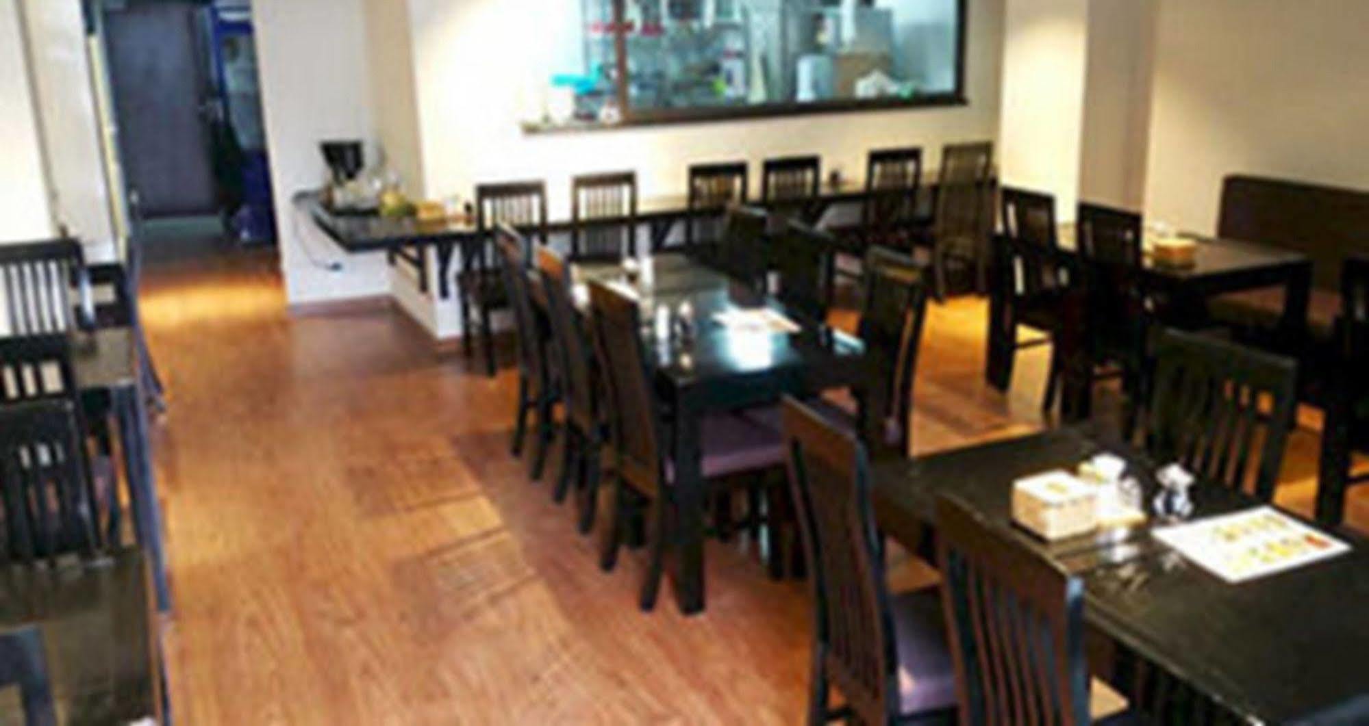 Sakura Hotel Hanoi Exterior photo