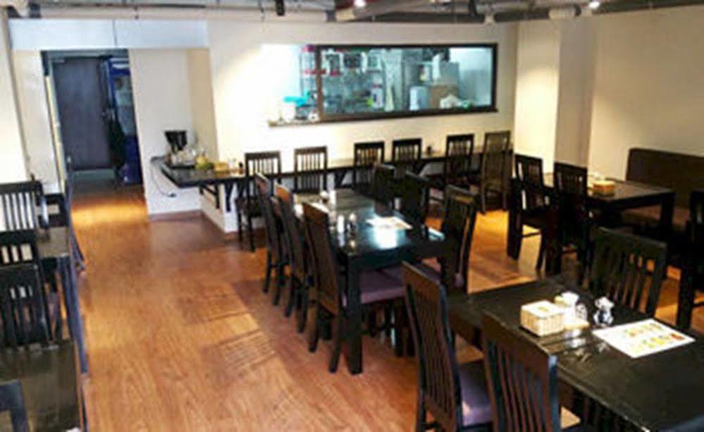 Sakura Hotel Hanoi Exterior photo